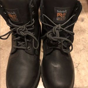 Timberland boots size 8 1/2.  Excellent condition!